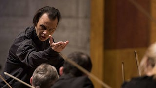 Currentzis dirigiert das SWR Symphonieorchester