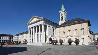 Evangelische Stadtkirche am Marktplatz in Karlsruhe