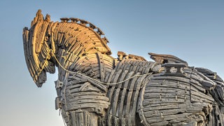 Trojanisches Pferd in Canakkale  Türkei: Trojanisches Pferd: Die Redewendung "jemandem was vom Pferd erzählen" ist eine Anspielung auf den Trojanischen Krieg