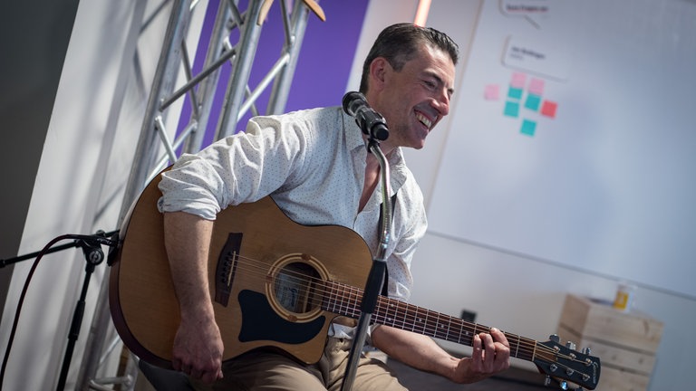 Ein Besuch im SWR PopUp Studio in der Mainzer Altstadt.