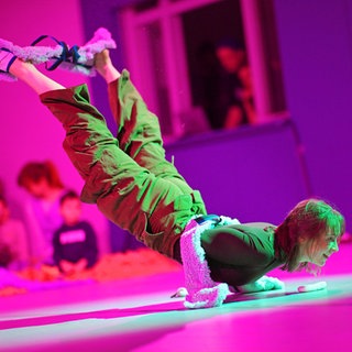 Impression aus Mopps (UA) von Hanna Bylka-Kanecka, Agathe Leira Madsen