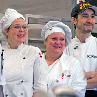Die Azubis Kathrin Jenne, Alla Damm und Karam Hakkou (v.l.n.r.) beim Konditor-Wettbewerb