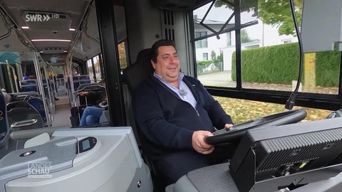 Bus- und Straßenbahnfahrer Tamer Yuvarlak