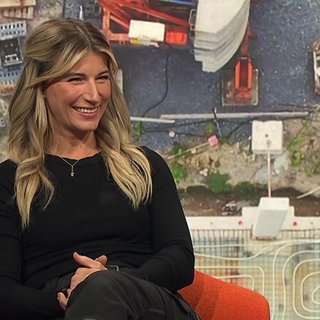 Maurermeisterin Julia Schäfer im Studio