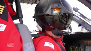 Johannes Karl mit Helm im Helicopter