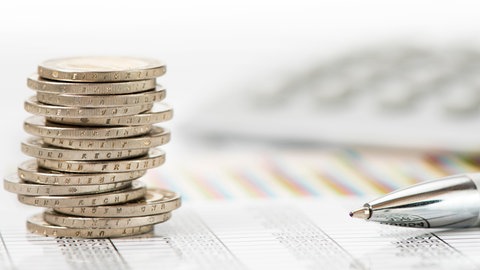 Geld liegt auf Antrag