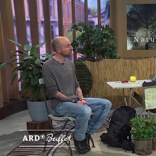 Dominik Knausenberger und Moderatorin Evelin König