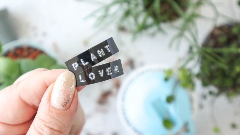 ... Aufklebern, Bändern, Etiketten mit 3-D-Effekt...