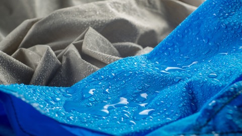 Funktionskleidung - wasserabweisend