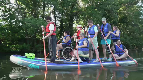 Stand-up-Paddling für Rollstuhlfahrer