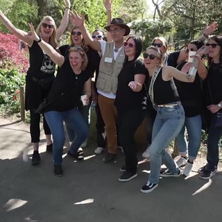 Was macht ein Junggesellinnen-Abschied im Zoo?