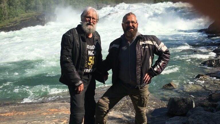 Kai aus Schwabenheim schreibt uns zu seinem Bild: "Bin mit meinem Vater, der 76 wird, ans Nordkap gefahren. Das Bild entstand auf dem Rückweg, auf dem wir noch sind. Befinden uns kurz vor Oslo. (...)"