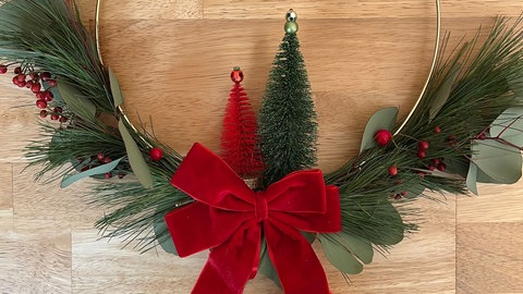 Weihnachtlicher Türkranz