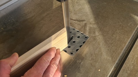 Holztannenbaum mit Rahmen