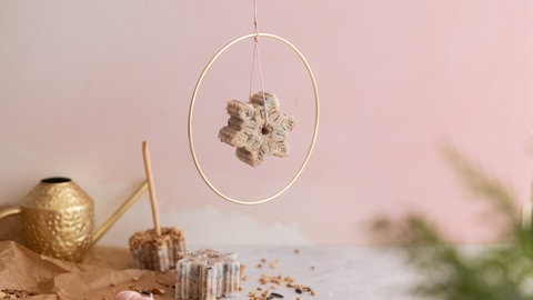 Vogelfutter-Anhänger