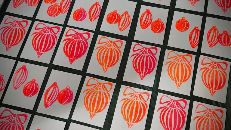 Mehrere Karten hintereinander drucken – das Motiv kann beliebig oft wiederverwendet werden.