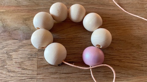 Untersetzer aus Holzperlen