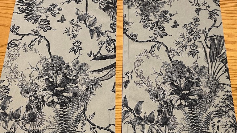 Das wird bei beiden Rückteilen gemacht.