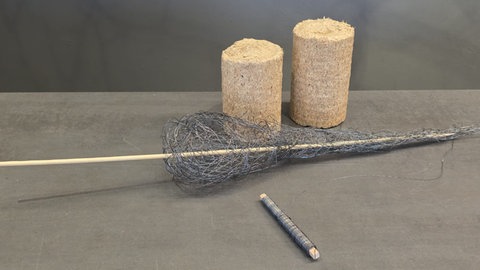 Spindeln aus Naturmaterialien
