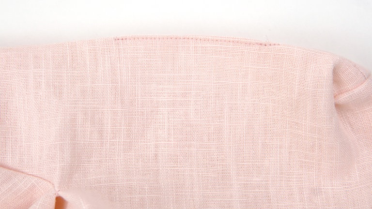 Die Wendeöffnung knappkantig schließen.