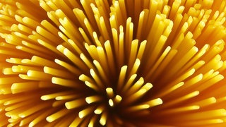 Speghetti sind beliebt. Aber warum sind sie so lang?