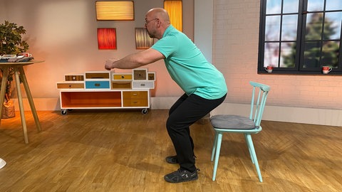 Halbe Kniebeuge - 5-Minuten-Fitness: Kniegelenke schmerzfrei stärken und trainieren