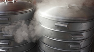 Qualmende Töpfe - Dampfgaren, um Nährstoffe und Vitamine