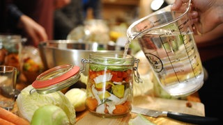Ernährungsberaterin Gundula Diehl: Fermentieren ist ein großer Run!