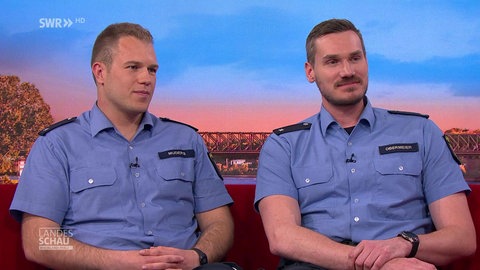 Polizisten Dominik Muders und Sebastian Obermeier