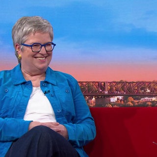 Schriftstellerin Andrea Revers im Studio