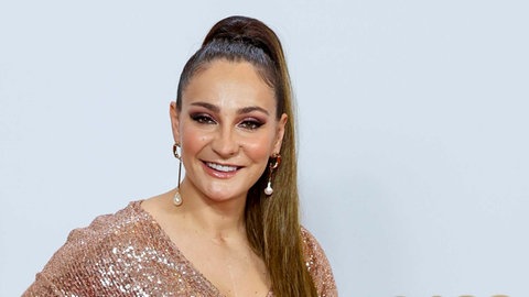 Die ehemalige Radsportlerin Kristina Vogel sitzt im Rollstuhl