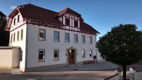 Die Einwohner Rötenbachs haben die alte Schule in ein Dorfgemeinschaftshaus umgebaut.