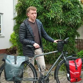 Tizian (26) fährt mit dem Fahrrad nach Südafrika