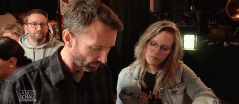 Schauspieler Achim Goldschmidt und Schauspielerin Jennifer Klein
