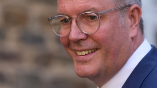 Ministerpräsident Alexander Schweitzer (SPD)