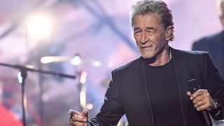 Peter Maffay: "Ich habe keine Bodyguards, das erledige ich selber!" | Der Sänger Peter Maffay bei der Aufzeichnung "Die Beatrice Egli Show" in Berlin-Adlershof, 2024.