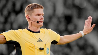 Der deutsche Fußballschiedsrichter Florian Exner. | "UNPARTEIISCH – Deutschlands Elite-Schiedsrichter"