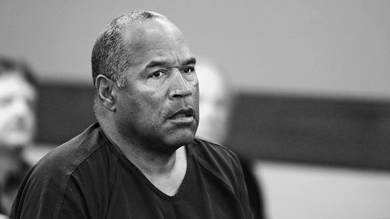 11. April: Der ehemalige US-Footballstar O.J. Simpson ist im Alter von 76 Jahren verstorben. "The Juice Simpson" spielte in den 1970er-Jahren erfolgreich für die San Fransisco 49ers in der NFL und wurde 1985 in die Football-Hall-of-Fame aufgenommen. Größere Schlagzeilen machte Simpson allerdings in den 1990er-Jahren, als er wegen Doppelmords an seiner Ex-Frau und deren Partner angeklagt und nach einem langen Prozess freigesprochen wurde. 