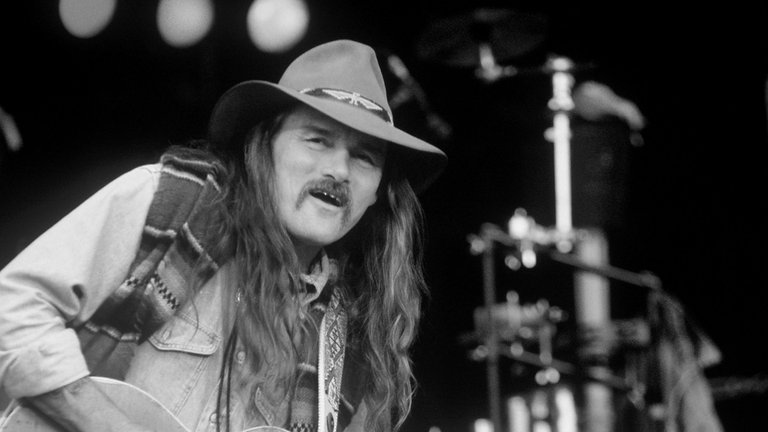 18. April: Der US-Gitarrist Dickey Betts ist im Alter von 80 Jahren verstorben. Betts war Gründungsmitglied der US-Rock-Formation "Allman Brothers Band". Aus seiner Feder stammt auch der größte Hit der Gruppe "Ramblin‘ Man". Mit der "Allmann Brothers Band" wurde Betts 1995 in die Rock’n-Roll-Hall-of-Fame aufgenommen. 