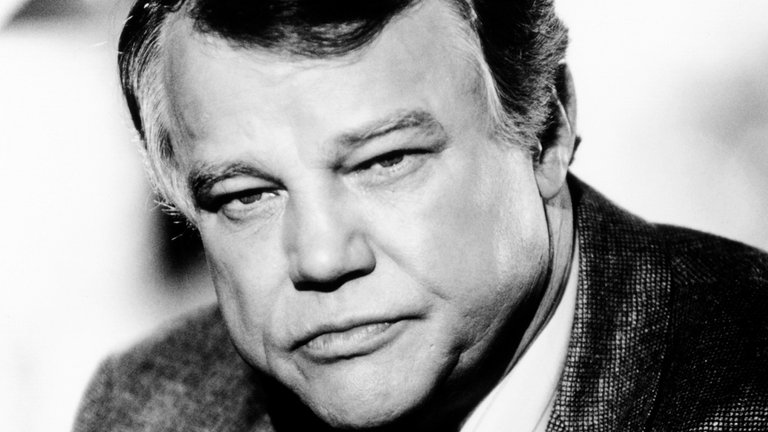 7. Mai: Joe Don Baker ist im Alter von 89 Jahren gestorben.