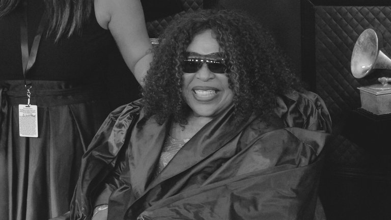 Soulsängerin Roberta Flack ist gestorben. Ihren größten Erfolg hatte die vierfache Grammy-Gewinnerin mit dem Song "Killing Me Softly".