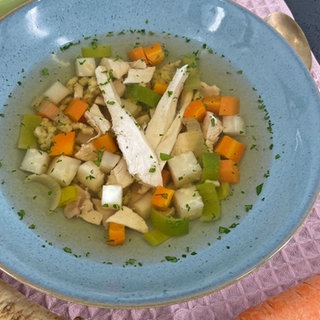 Hühnersuppe
