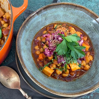 Eintopf von Kichererbsen und Steckrübe