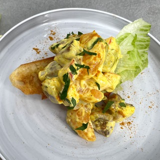 Fruchtiger Ingwer-Geflügelsalat 