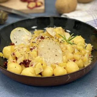 Kartoffelklößchen mit Wurzelgemüse