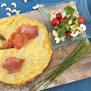 Spargel-Frittata mit Spargelsalat