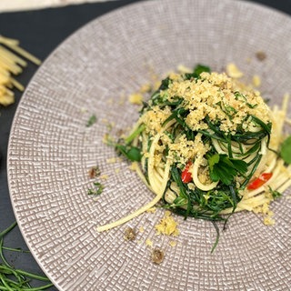 Spaghetti aglio e olio mit Mönchsbart