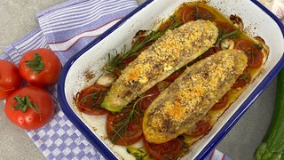 Gefüllte Zucchini