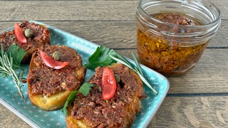 Pesto alla Puttanesca