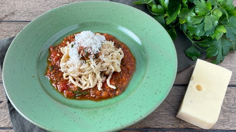 Spätzle mit Bolognesesoße